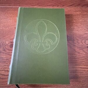 Green Embossed Fleur-de-Lis Hardcover Journal